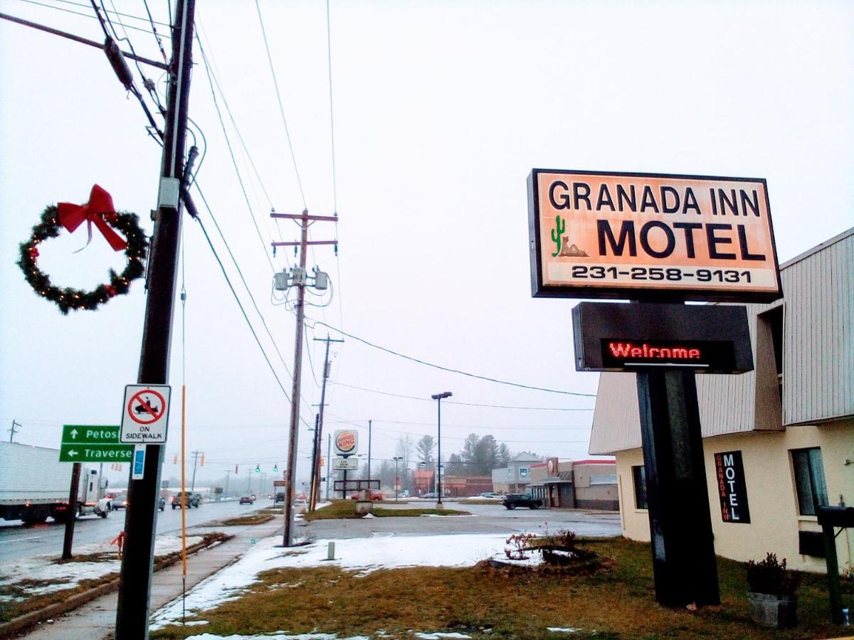 Granada Inn Motel - Kalkaska Exterior foto